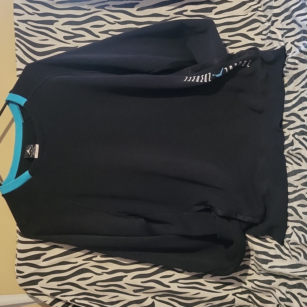 NIKE "MICHAEL JORDAN" DRI-FIT POCKETED SWEAT SHIRT SIZE LARGE